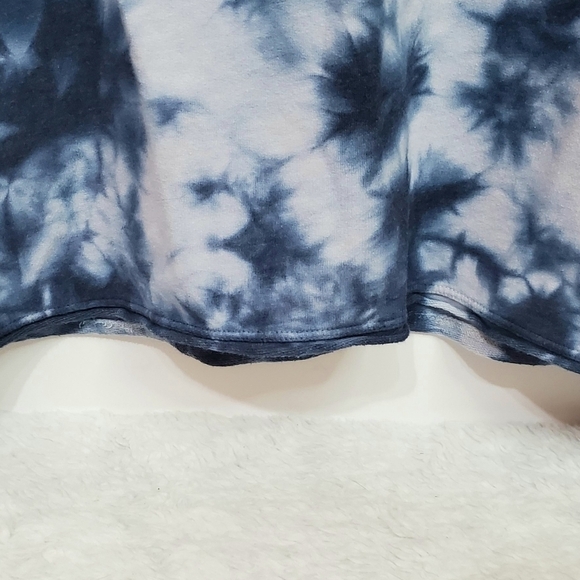 𝅺FIFTH Sun Boho Elephant Tie Dye Crop - Picture 7 of 10